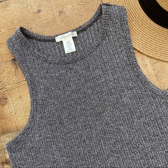 Ribbed Sleeveless CROP TOP - Picture 2 of 7